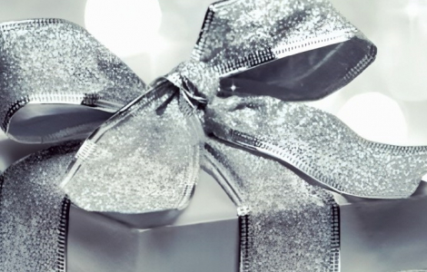 С наступающими новогодними праздниками!